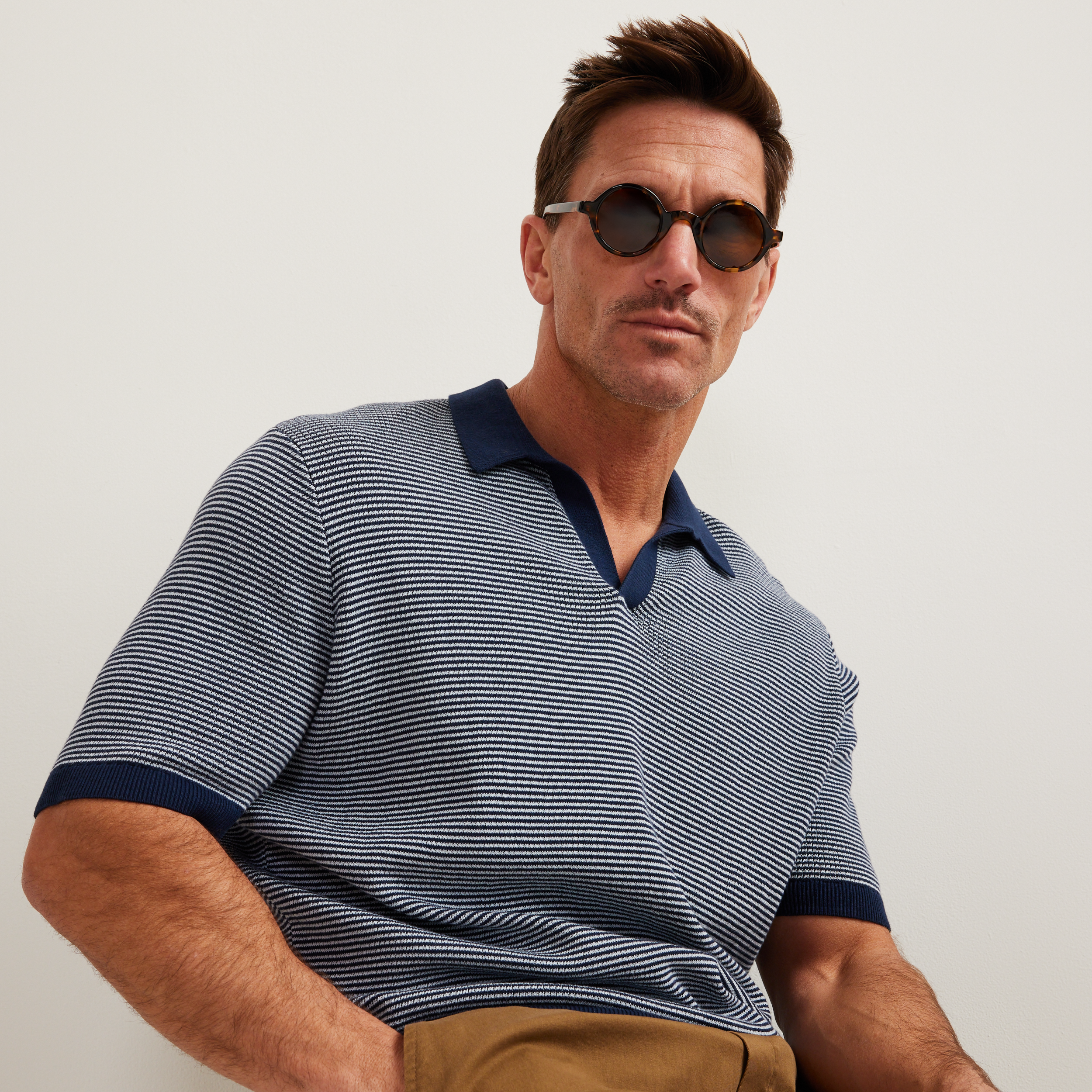 Men's Short Sleeve Novelty Polo Sweater - Stripe