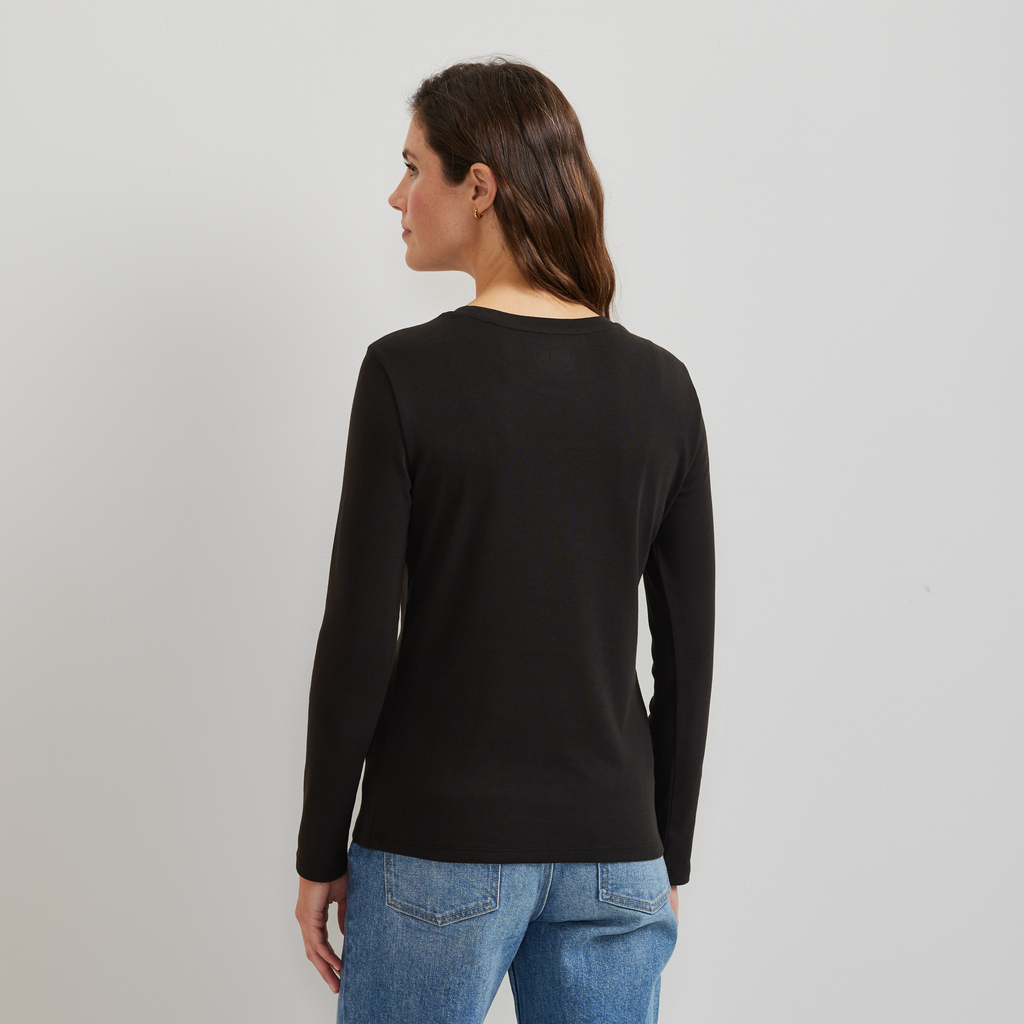 Women's Everyday Long-Sleeve Crewneck T-Shirt