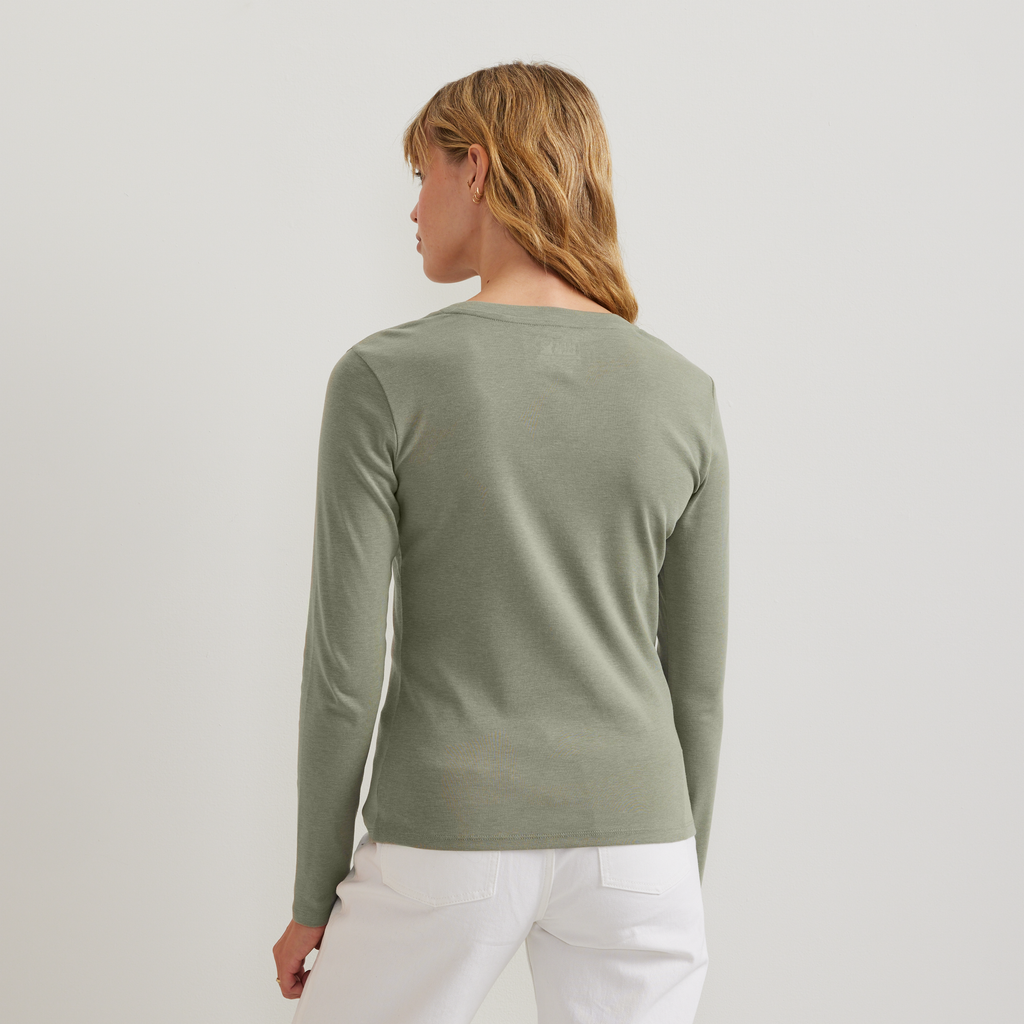 Women's Everyday Long-Sleeve Crewneck T-Shirt
