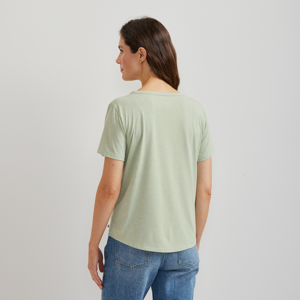 Women's Trek Light Hike Short-Sleeve V-Neck T-Shirt