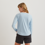 Women's Trek Light Hike Long-Sleeve Crewneck T-Shirt