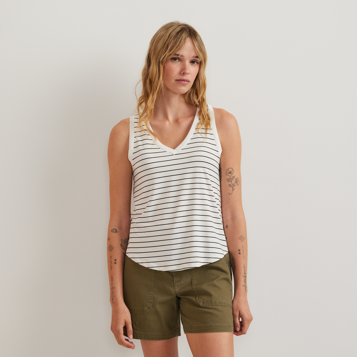 Women's Surreal V-Neck Travel Tank