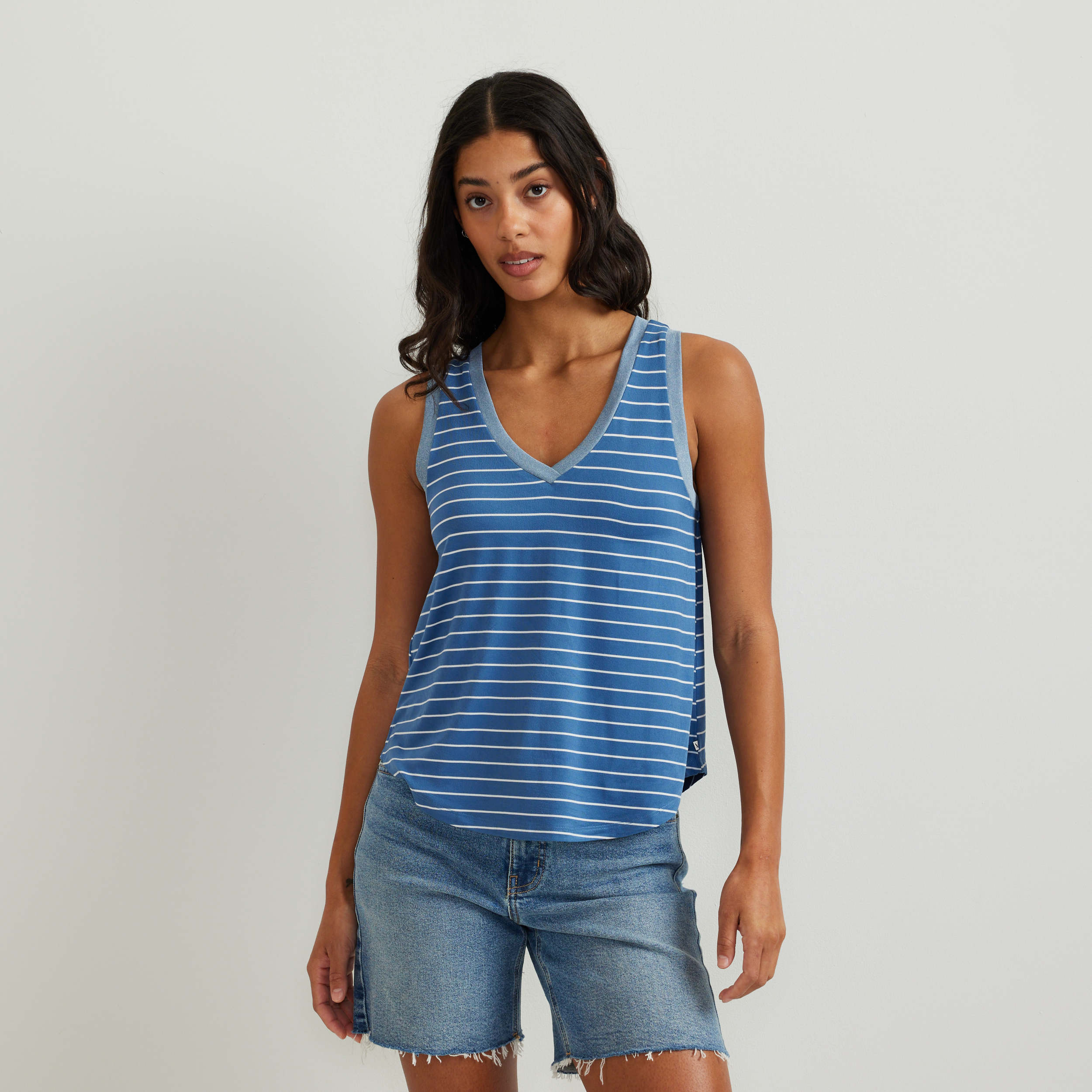Women's Surreal V-Neck Travel Tank