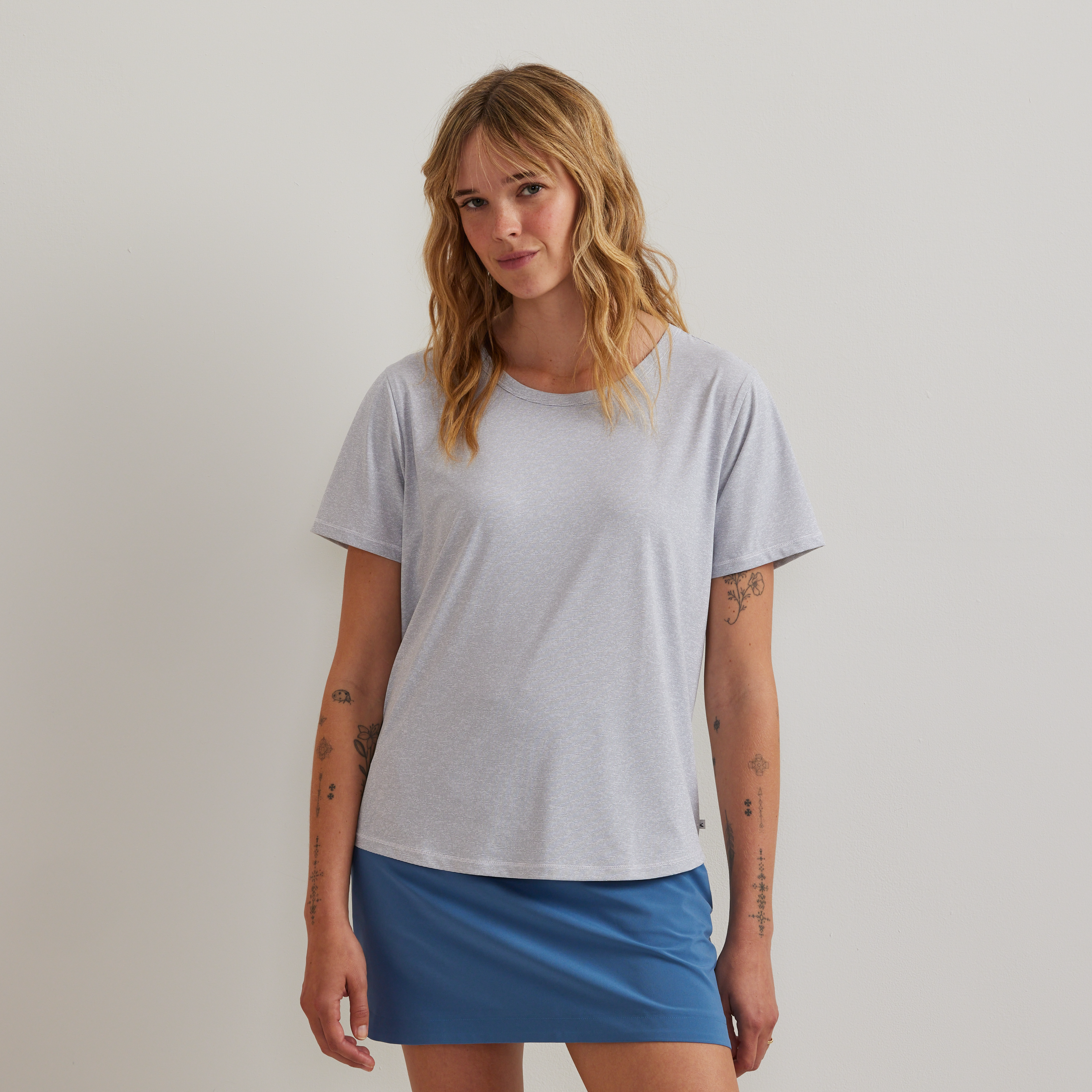 Women's Trek Light Hike Short-Sleeve Crewneck T-Shirt