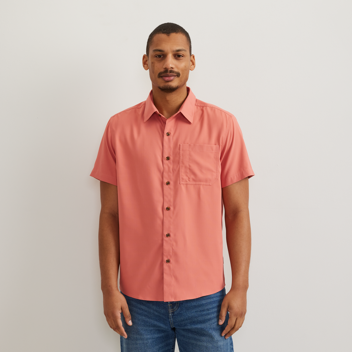 Men's Short Sleeve Destination Shirt-Solid