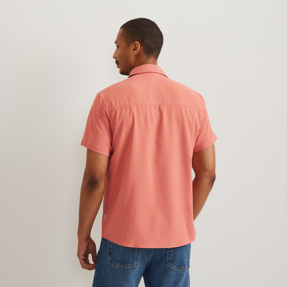 Men's Short Sleeve Destination Shirt-Solid