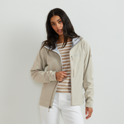 Women's Cloud Cap 3L Waterproof Stretch Hooded Rain Jacket - Pumice