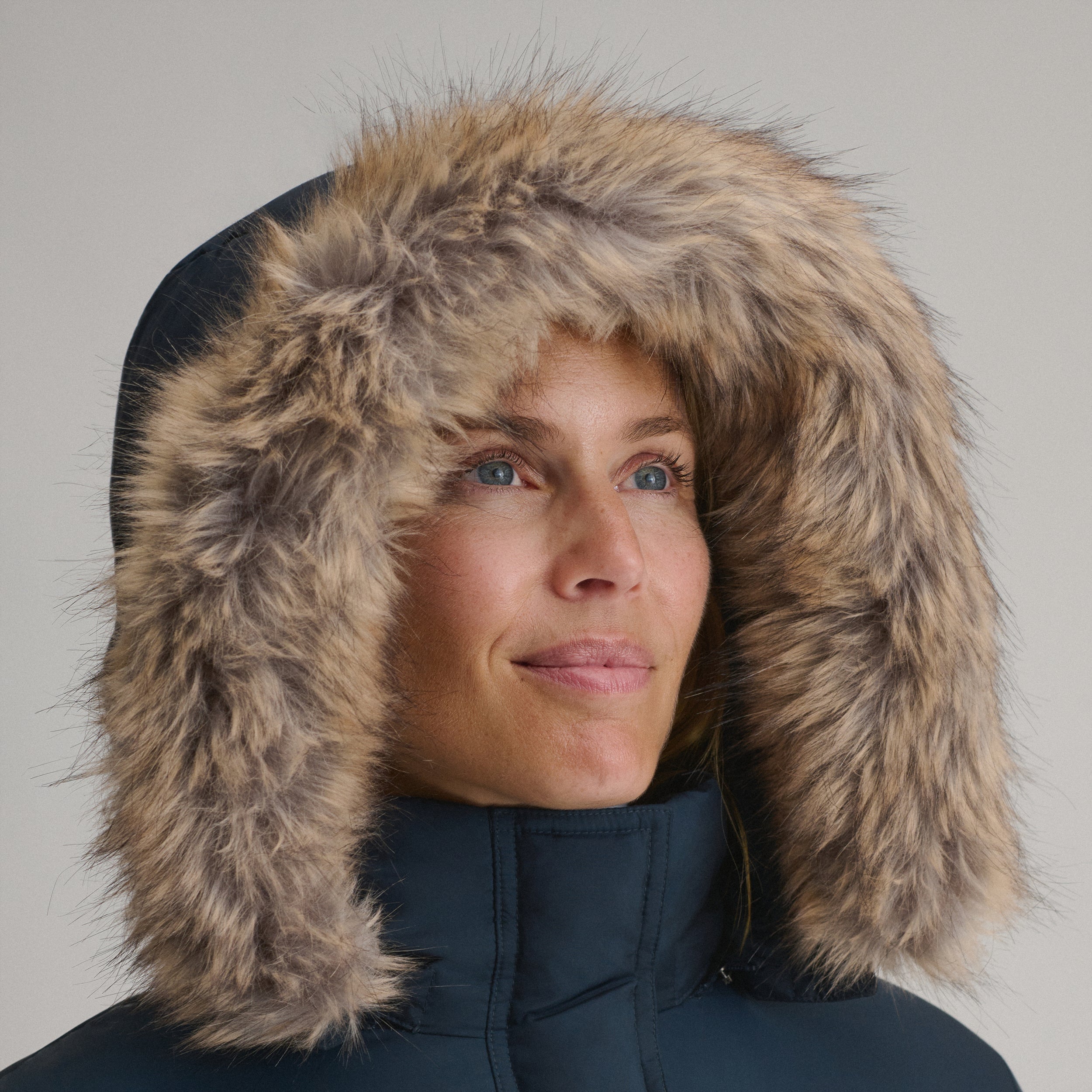 Women's Lodge Down Duffle Jacket