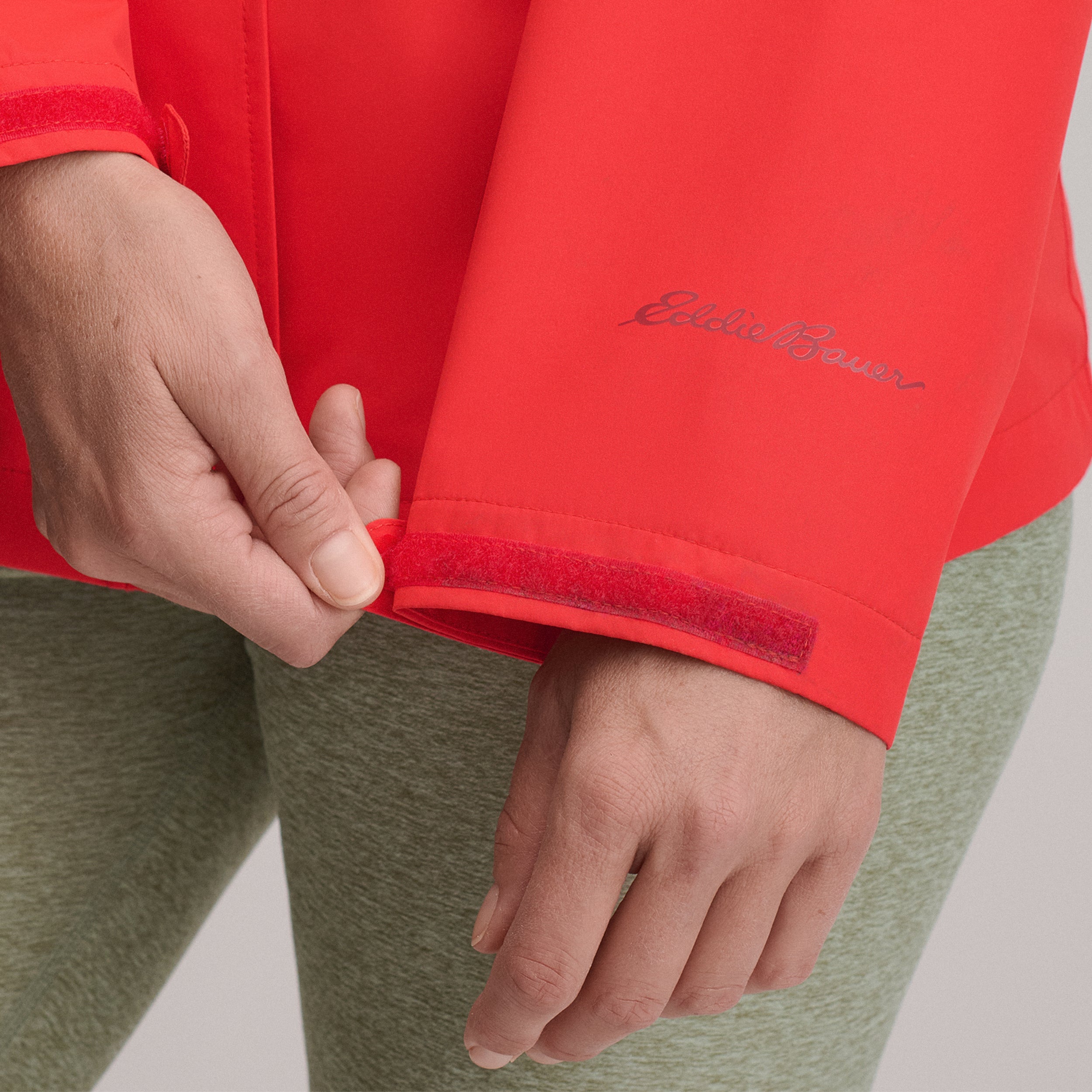 Women's Rainfoil® Waterproof Packable Hooded Rain Jacket