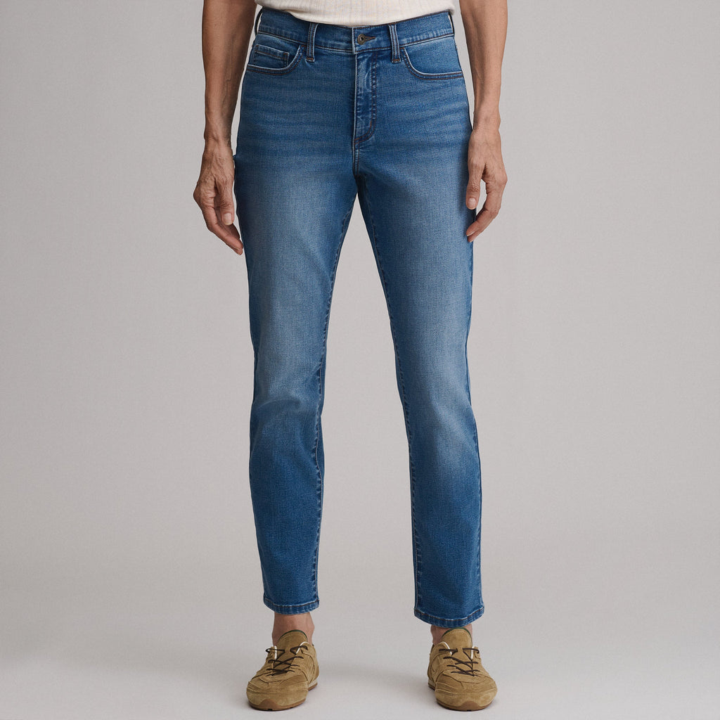 Women's Venture Stretch High-Rise Straight Leg Jeans