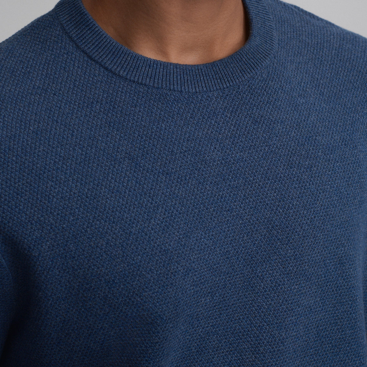 Men's Classic Crew Solid Sweater