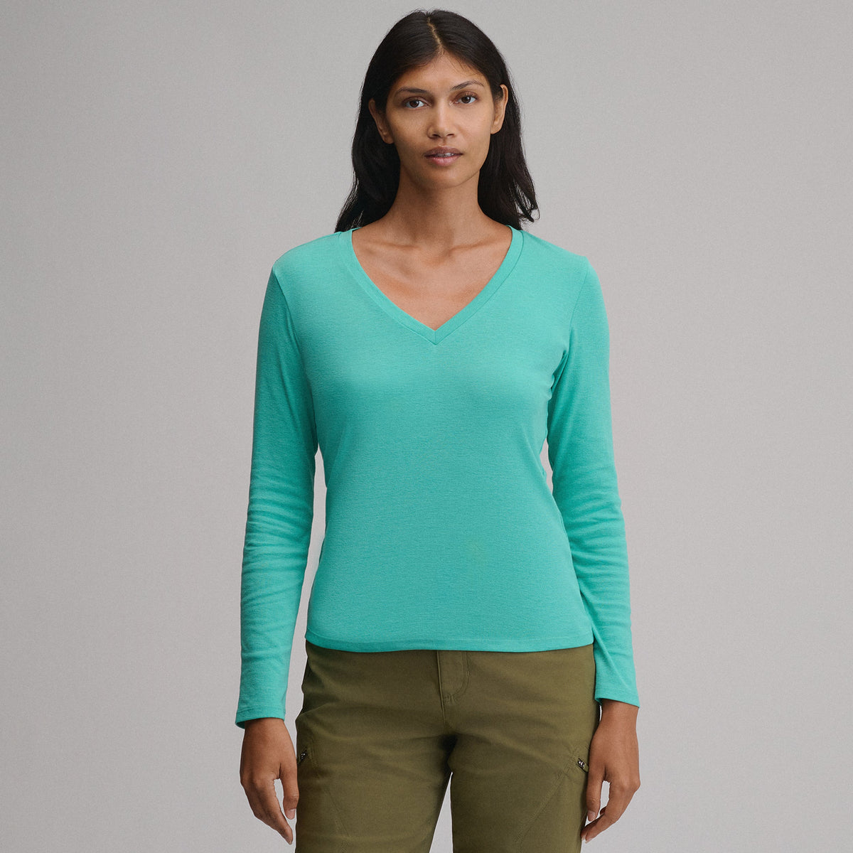 Women's Everyday Long-Sleeve V-Neck T-Shirt