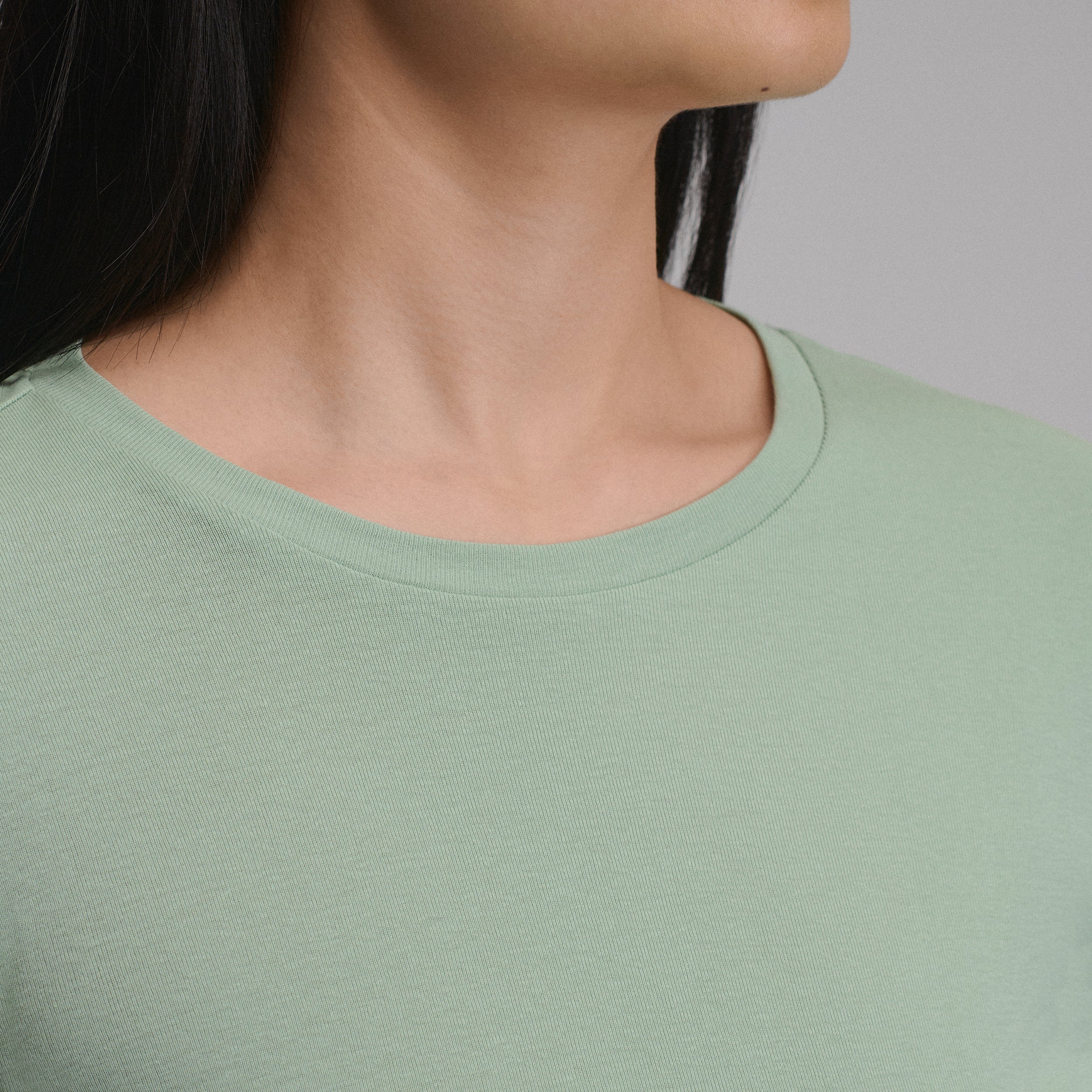 Women's Everyday Long-Sleeve Crewneck T-Shirt