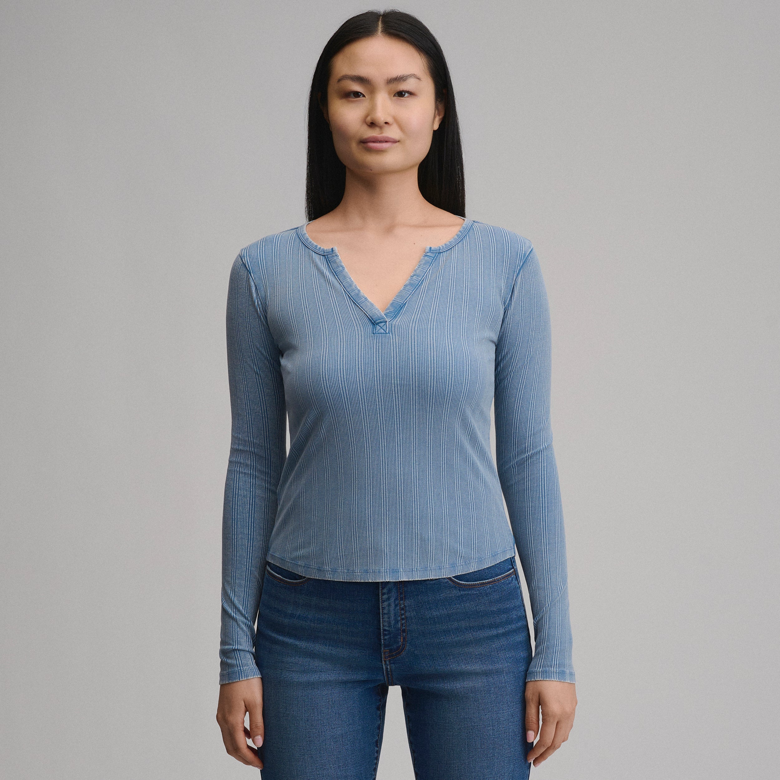 Women's Long-Sleeve Rib Y-Neck Henley