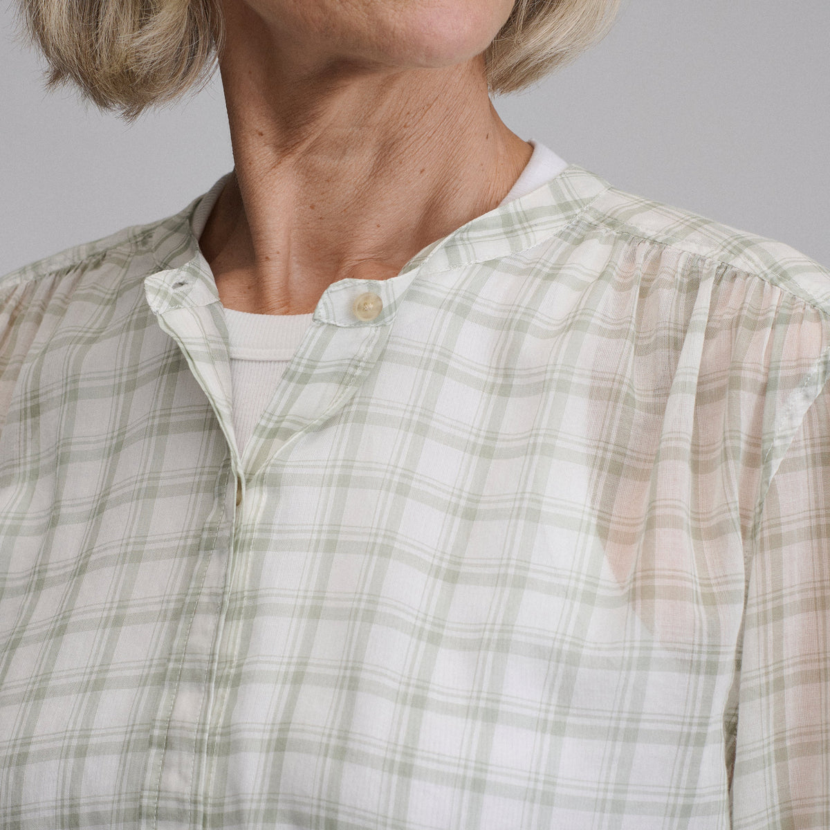 Women's Long-Sleeve Collarless Button-Down Shirt