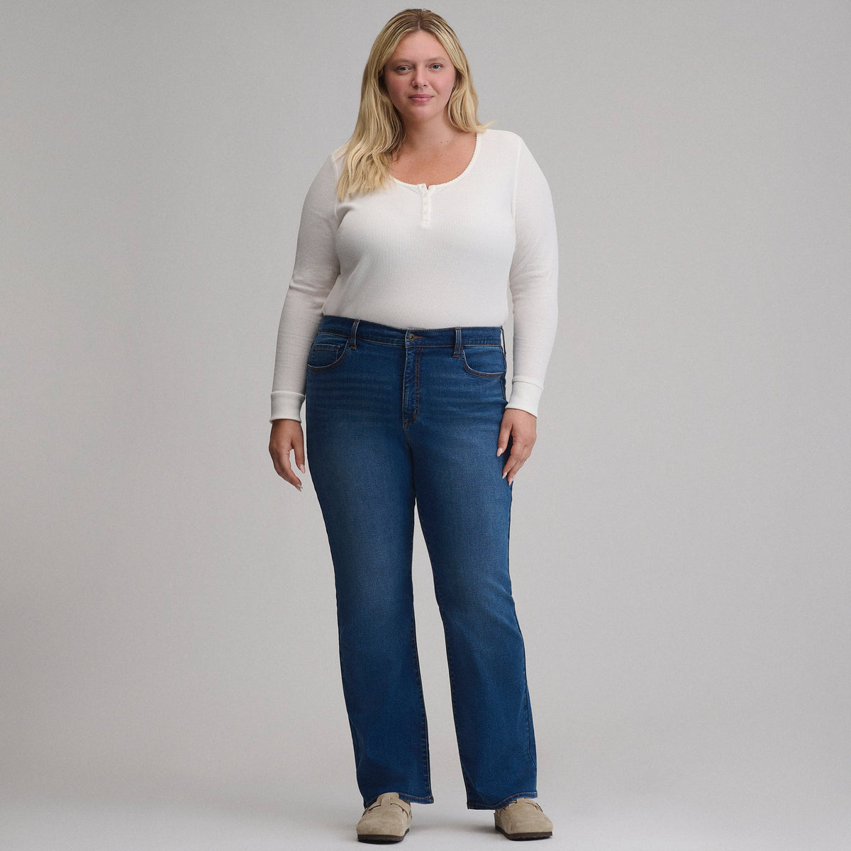 Women's Venture Stretch High-Rise Bootcut Jeans
