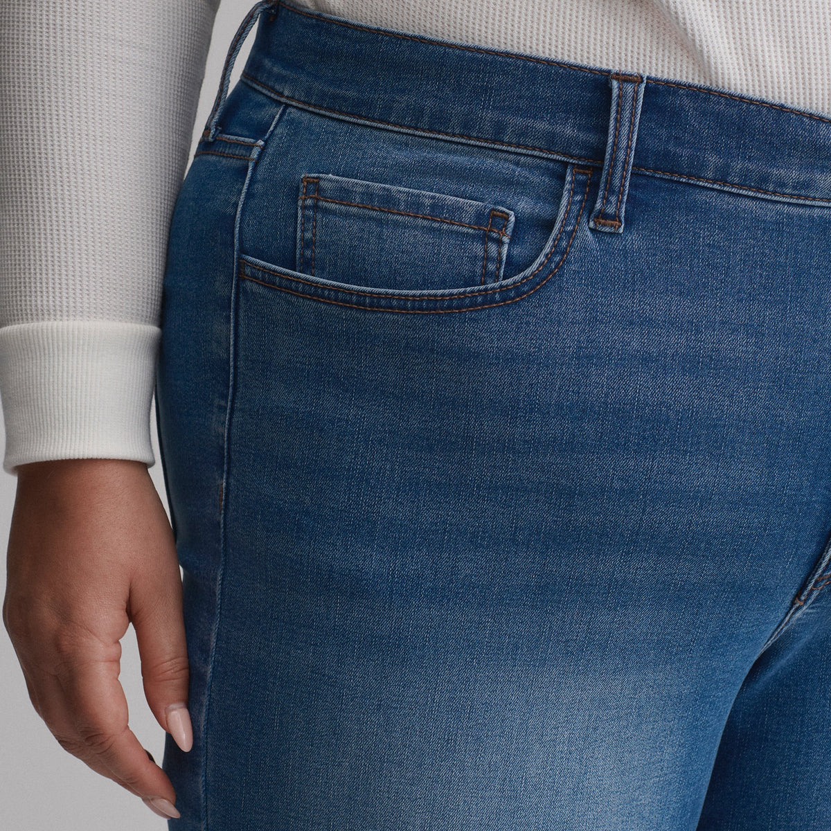 Women's Venture Stretch High-Rise Bootcut Jeans