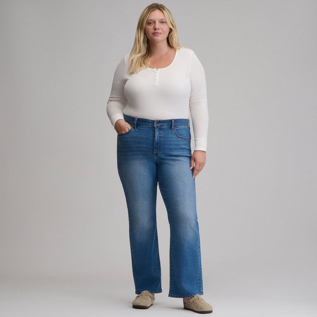 Women's Venture Stretch High-Rise Bootcut Jeans
