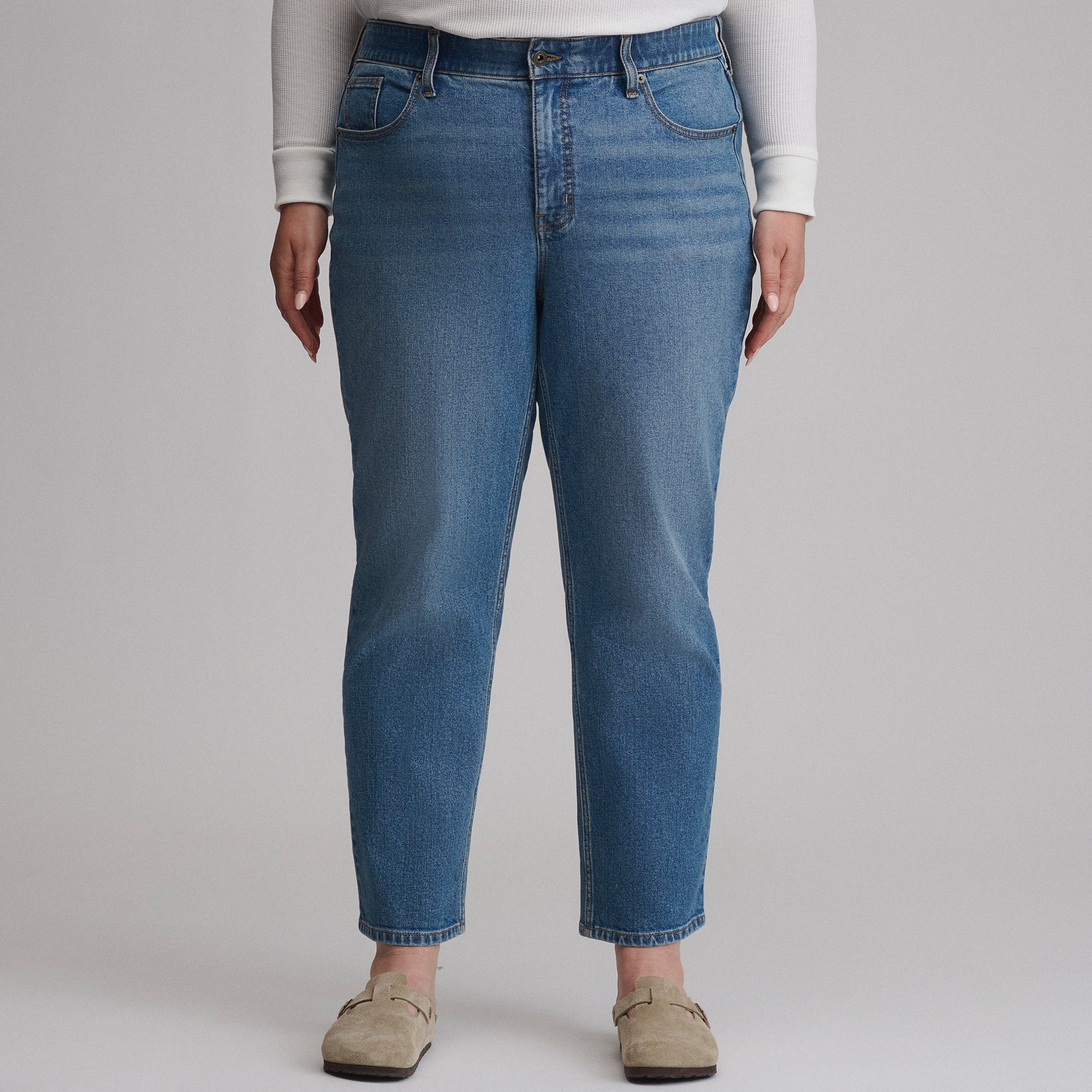 Women's Iconic Perfect Straight Jean