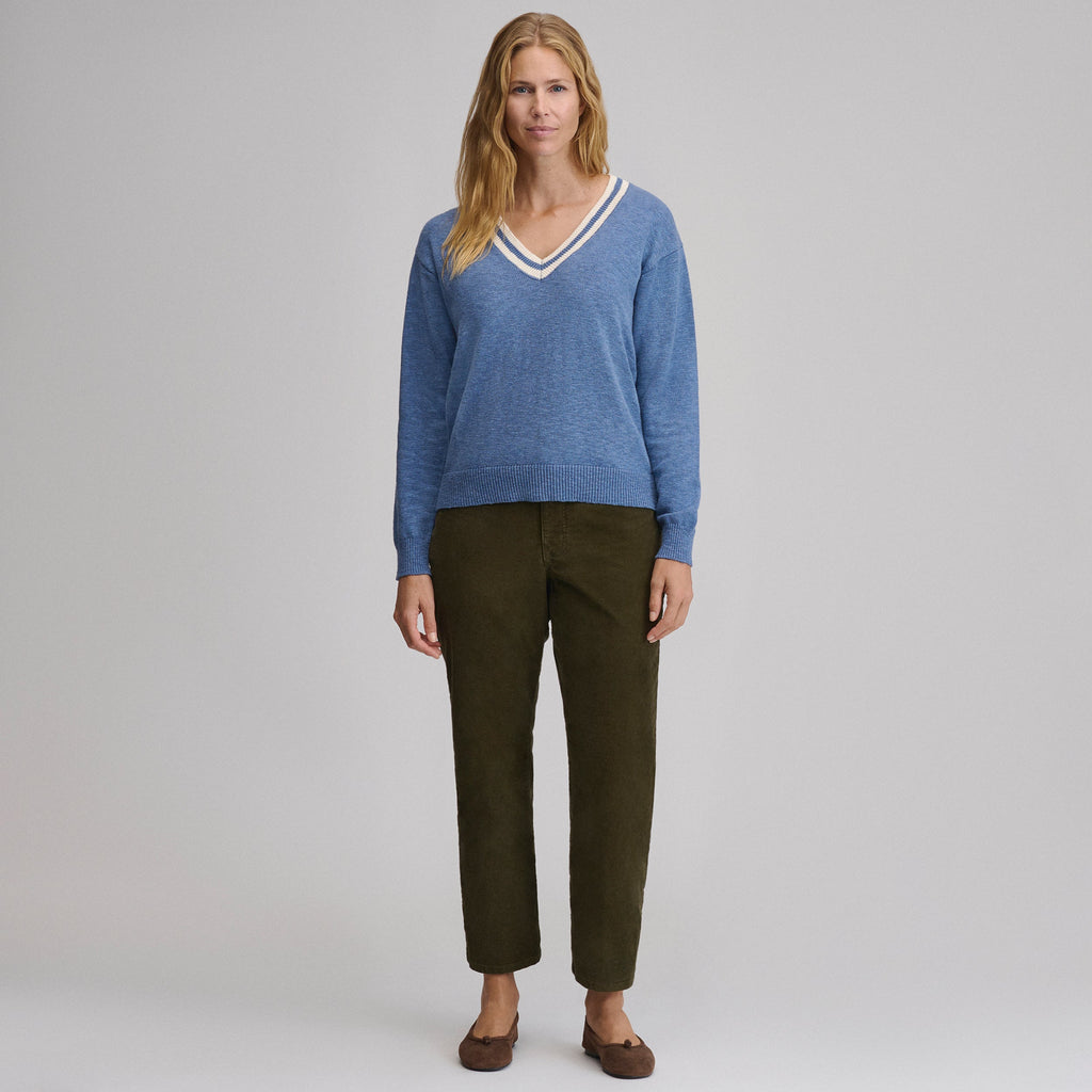 Women's Everyday V-Neck Sweater - Tipped Collar