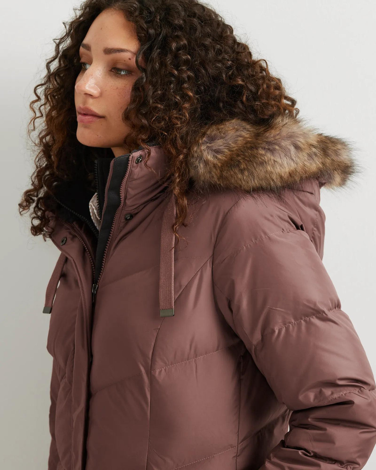 Women's Lodge Cascadian Down Hooded Parka
