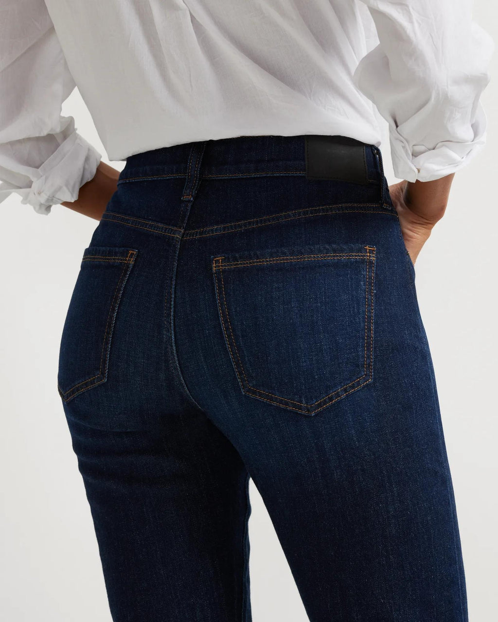 Women's Boyfriend Mid-Rise Slim Fit Jeans