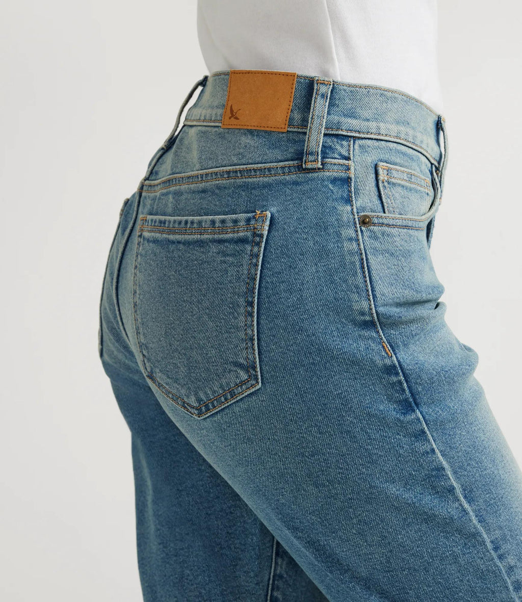 Women's Authentic 90s Boyfriend Relaxed Fit Jeans