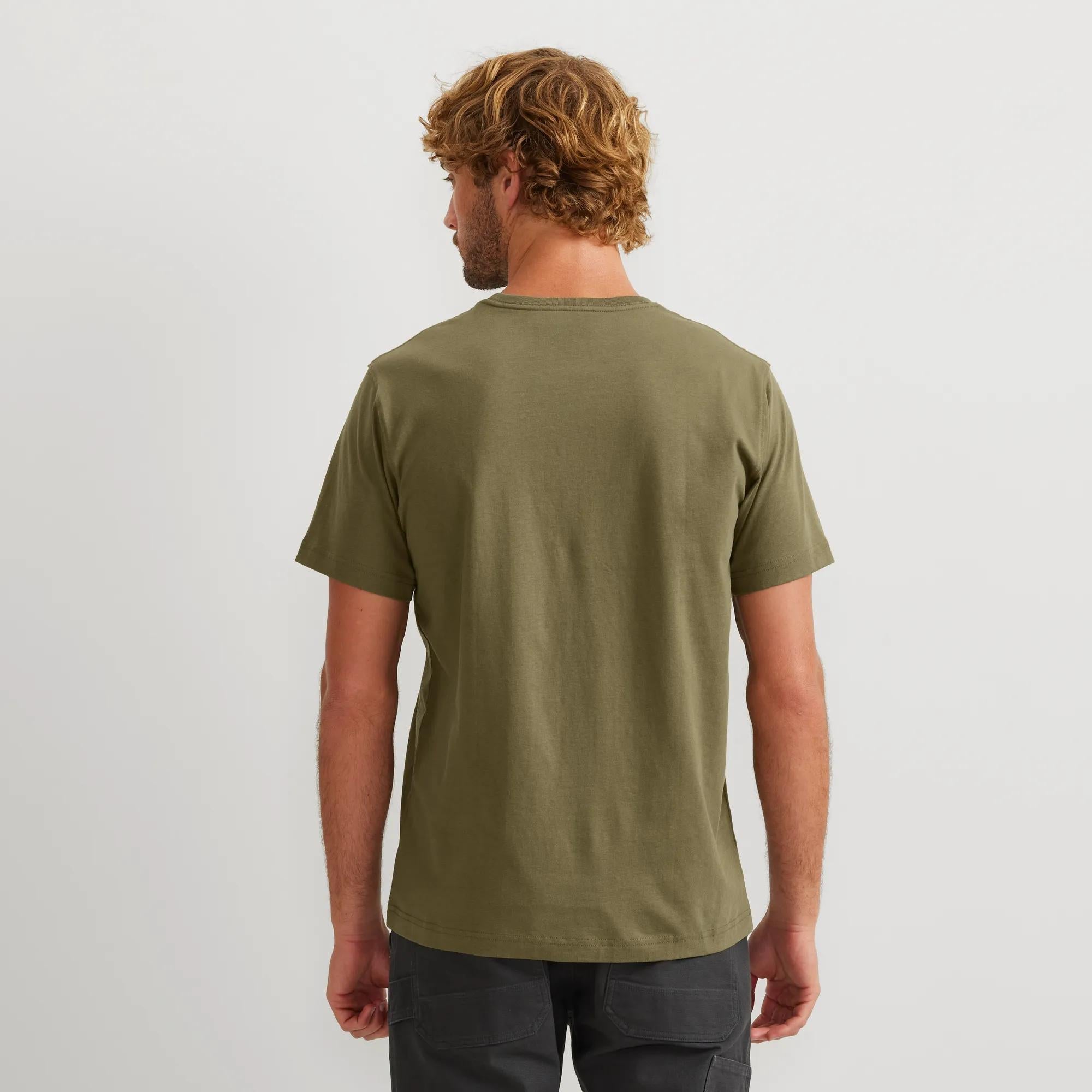 Men's Legend Wash 100% Cotton Short-Sleeve Pocket T-Shirt