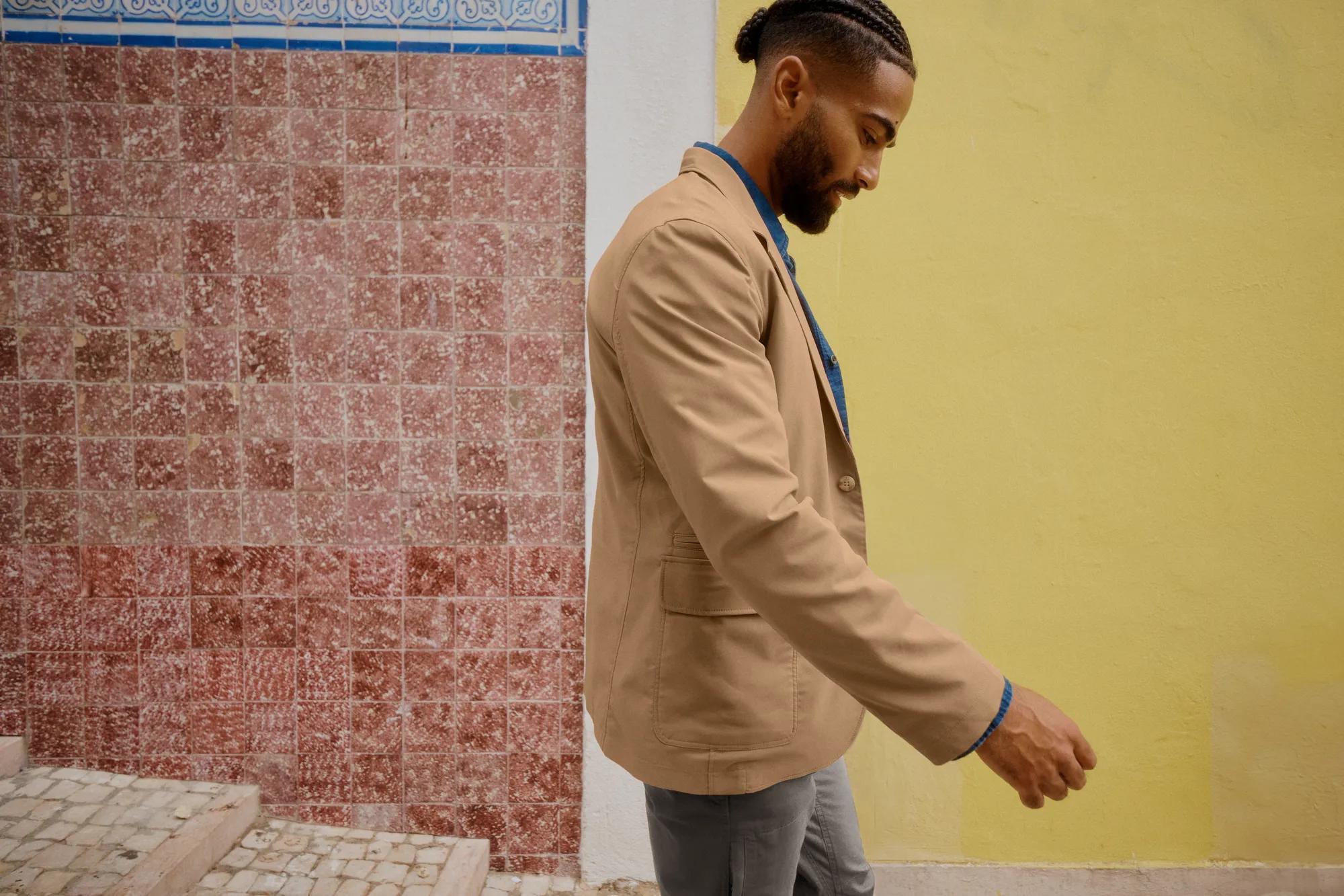 Men's Ultimate Voyager Travel Blazer