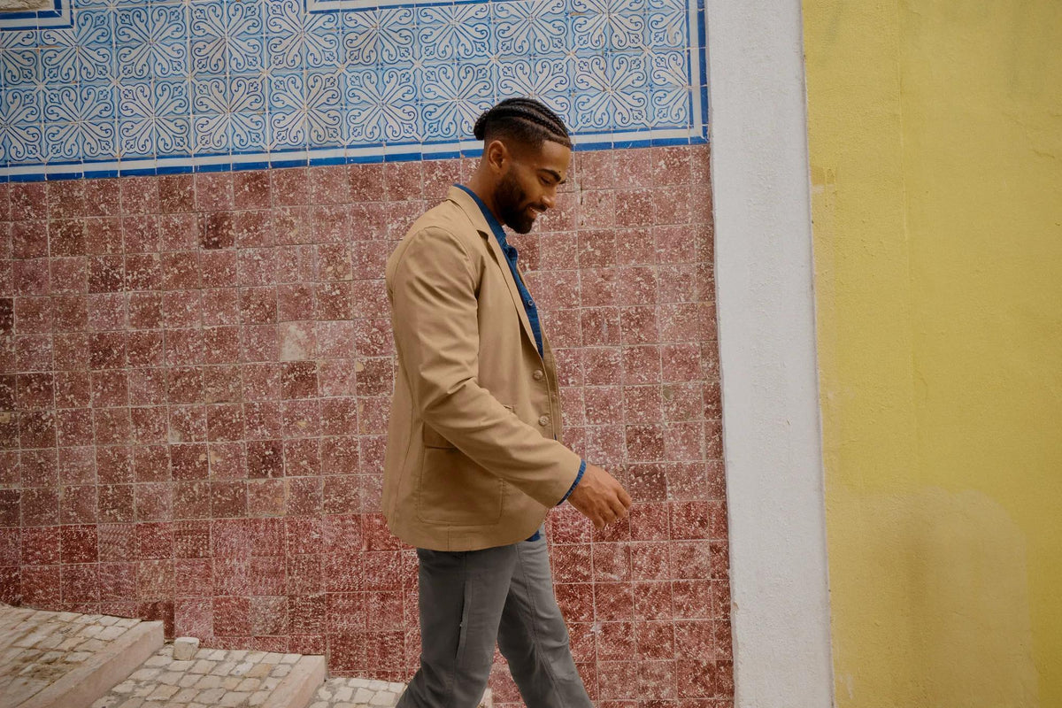 Men's Ultimate Voyager Travel Blazer