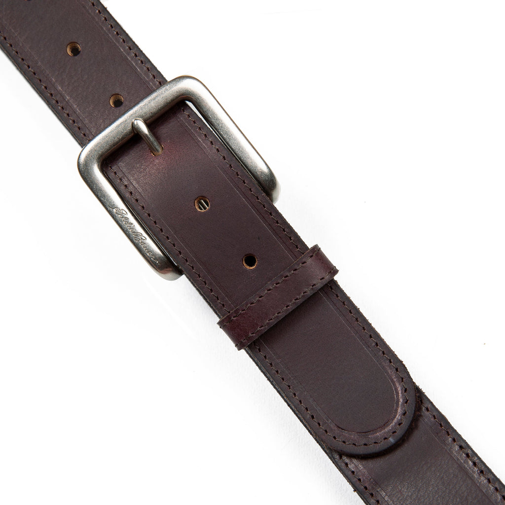 Men's Rugged Leather Belt With Stretch Tab