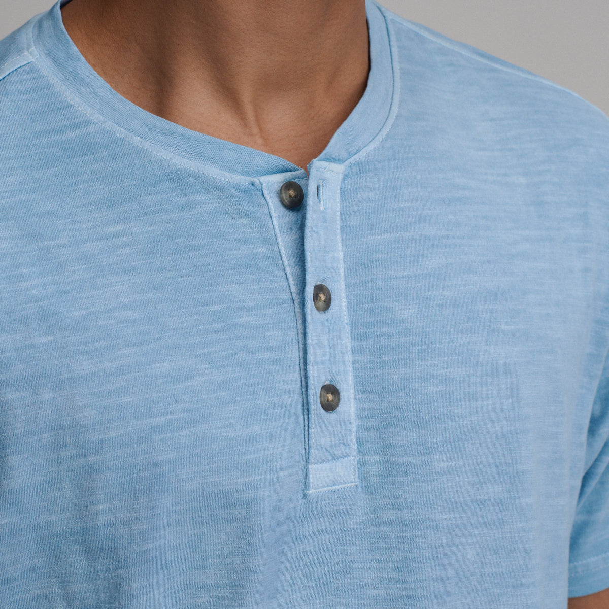 Men's Short-Sleeve Sunwashed Cotton Henley