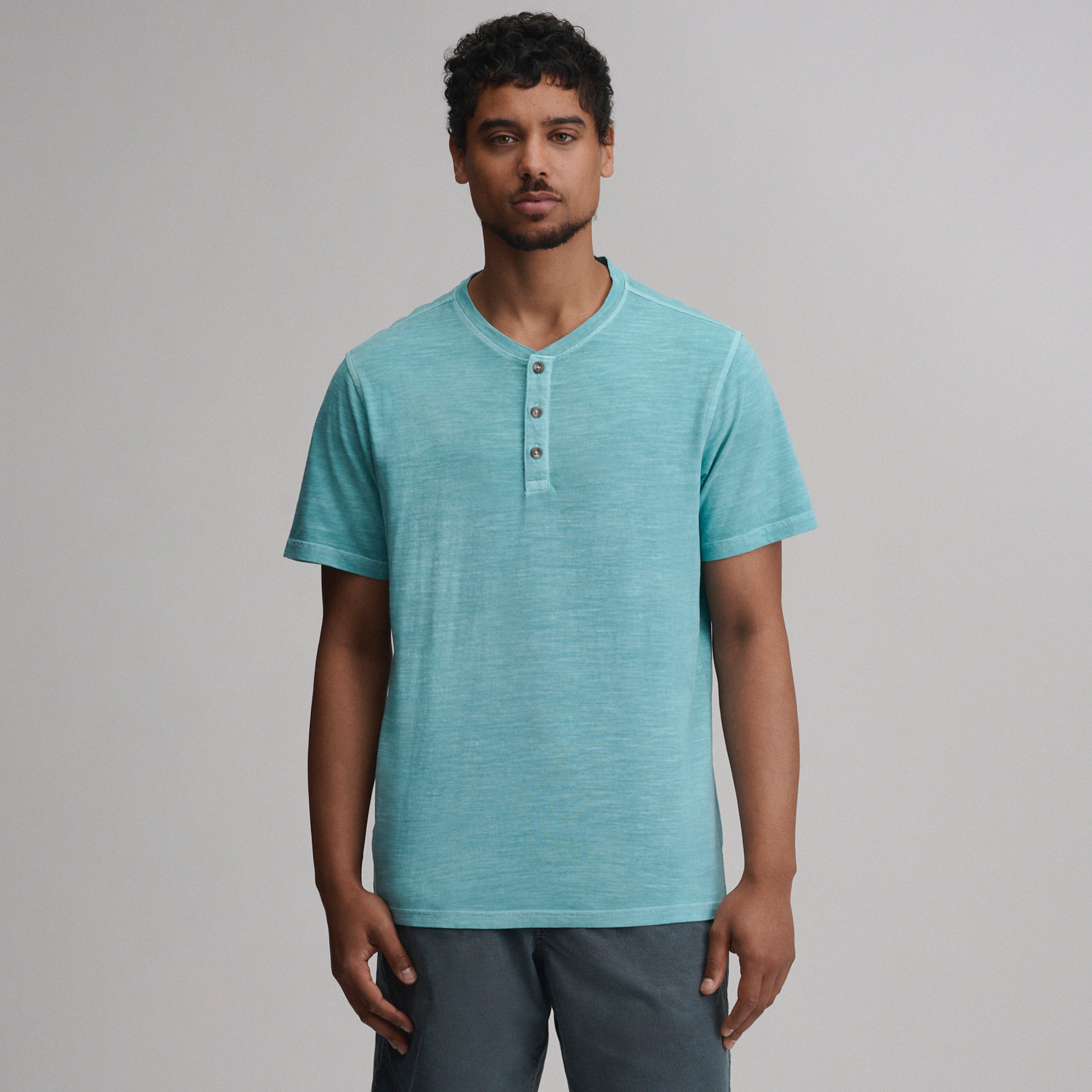 Men's Short-Sleeve Sunwashed Cotton Henley
