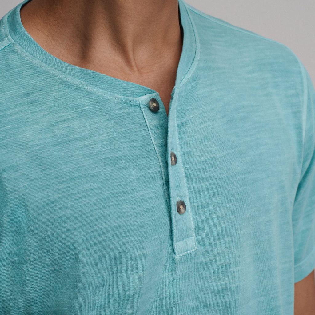 Men's Short-Sleeve Sunwashed Cotton Henley
