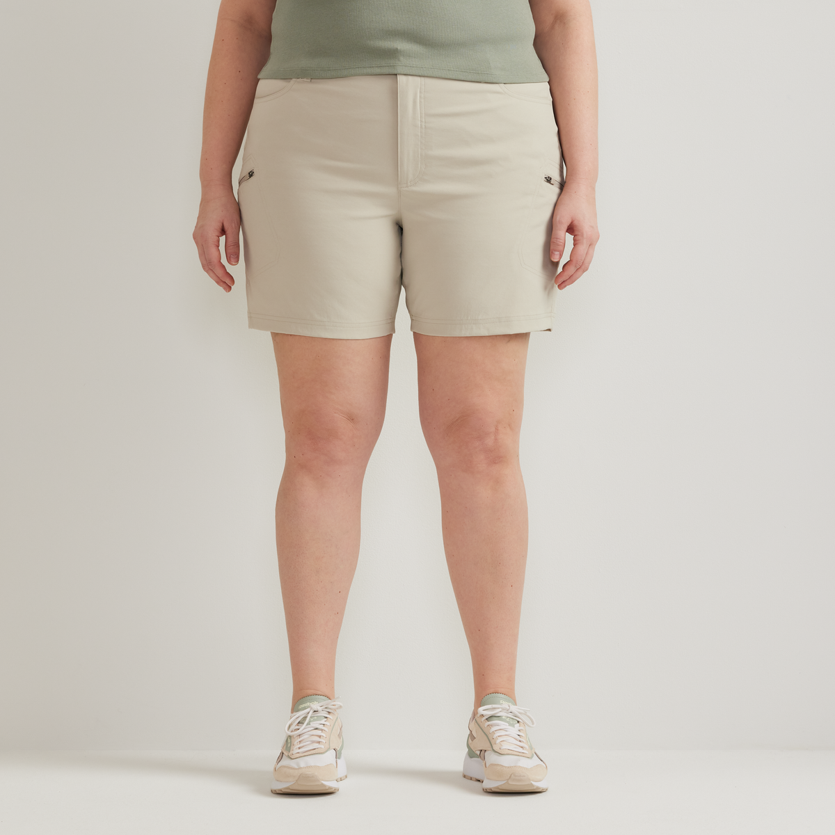Women's Guide Pro High Rise Shorts
