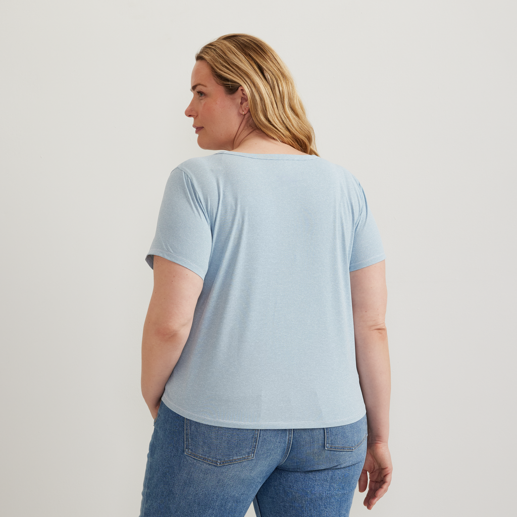 Women's Trek Light Hike Short-Sleeve V-Neck T-Shirt