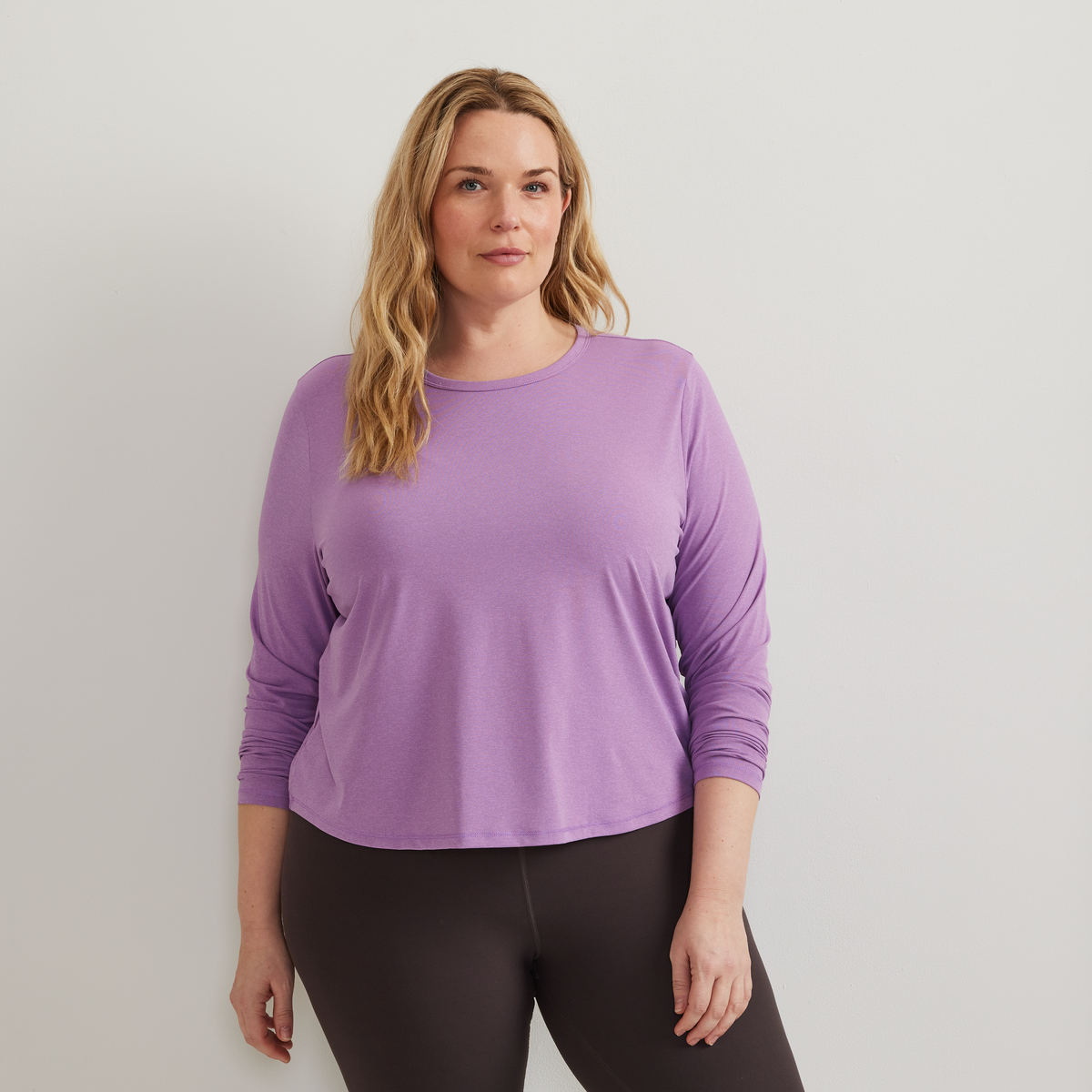 Women's Trek Light Hike Long-Sleeve Crewneck T-Shirt