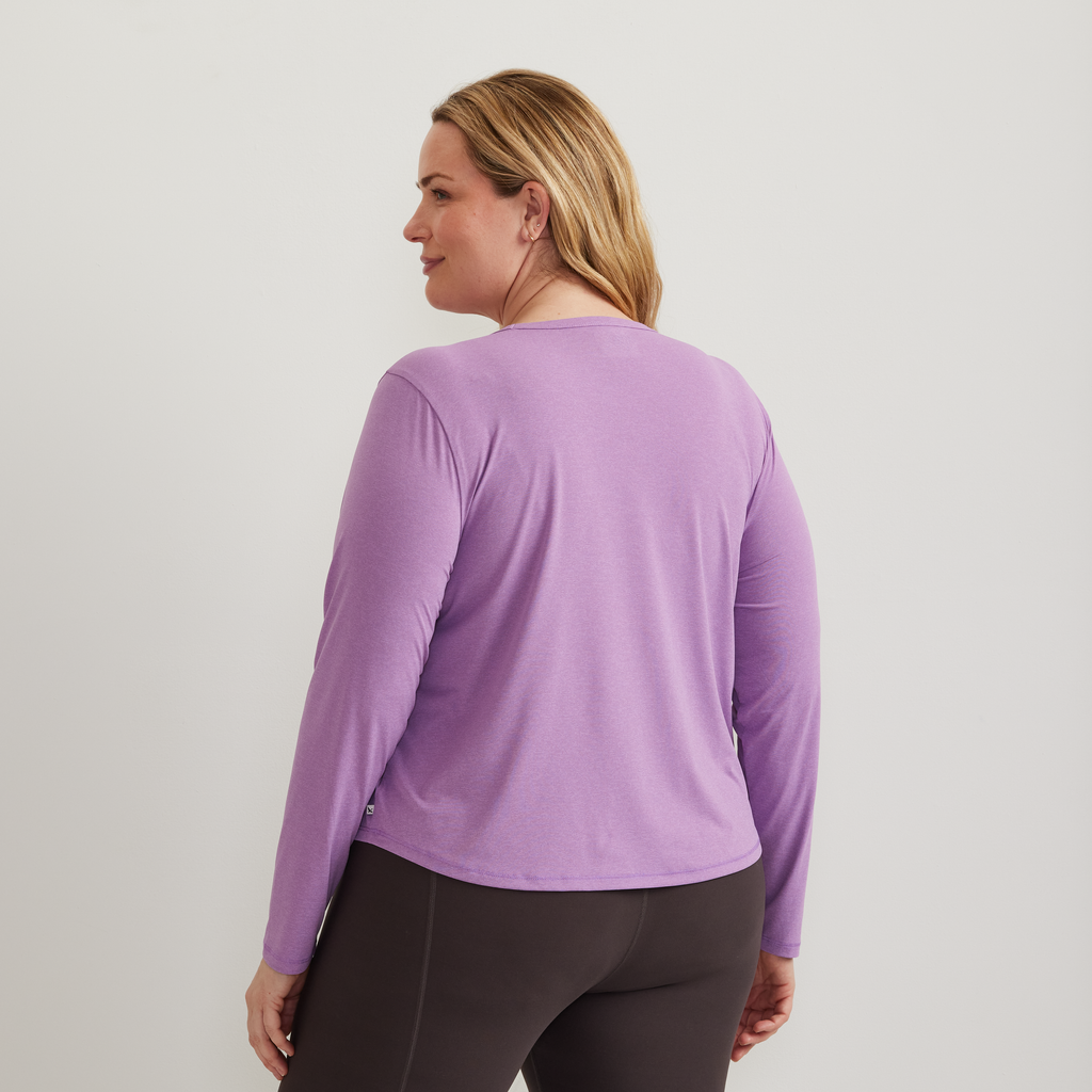 Women's Trek Light Hike Long-Sleeve Crewneck T-Shirt