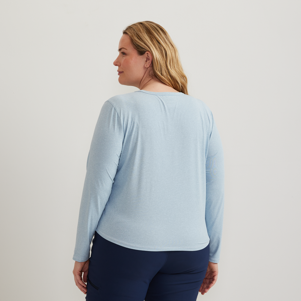 Women's Trek Light Hike Long-Sleeve Crewneck T-Shirt