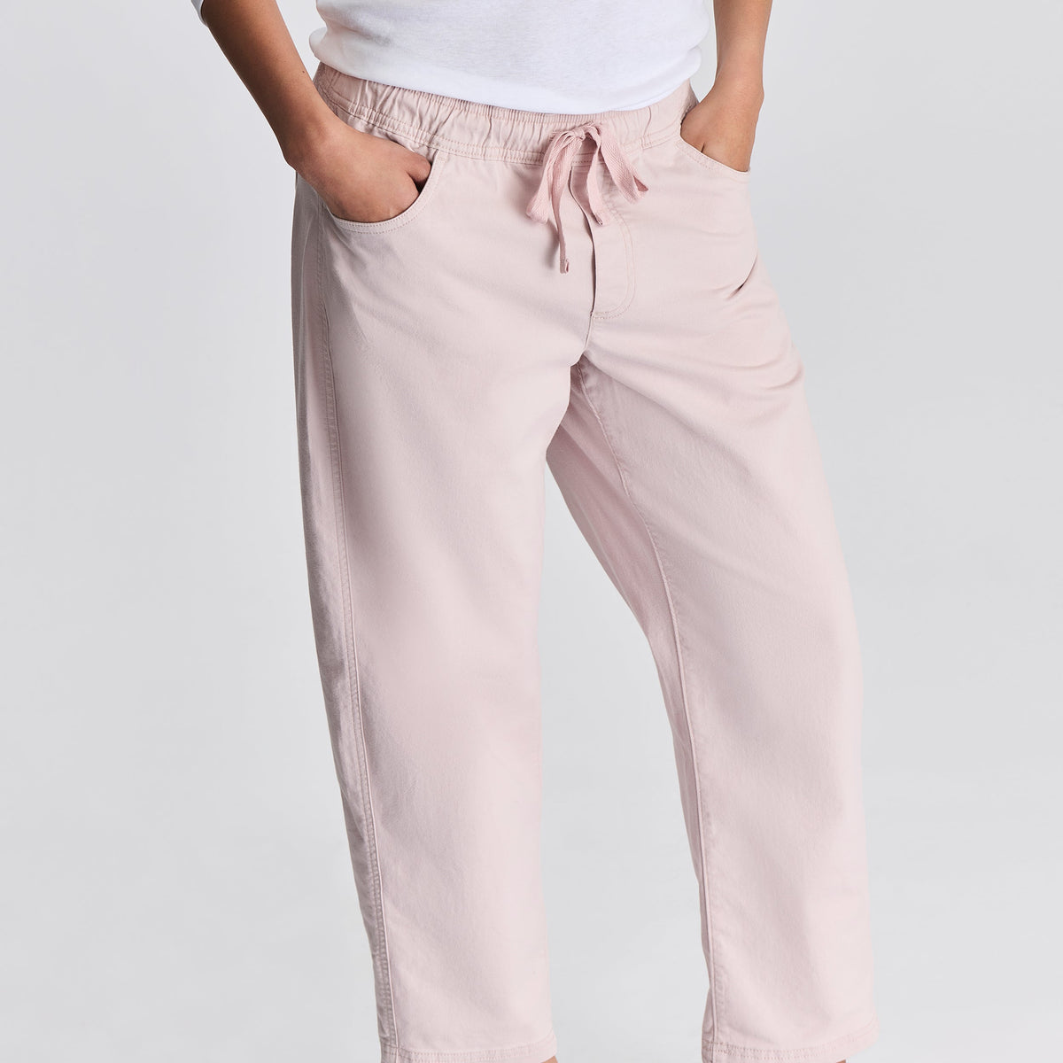 Women's Softened Legend Wash Tie Front Pants