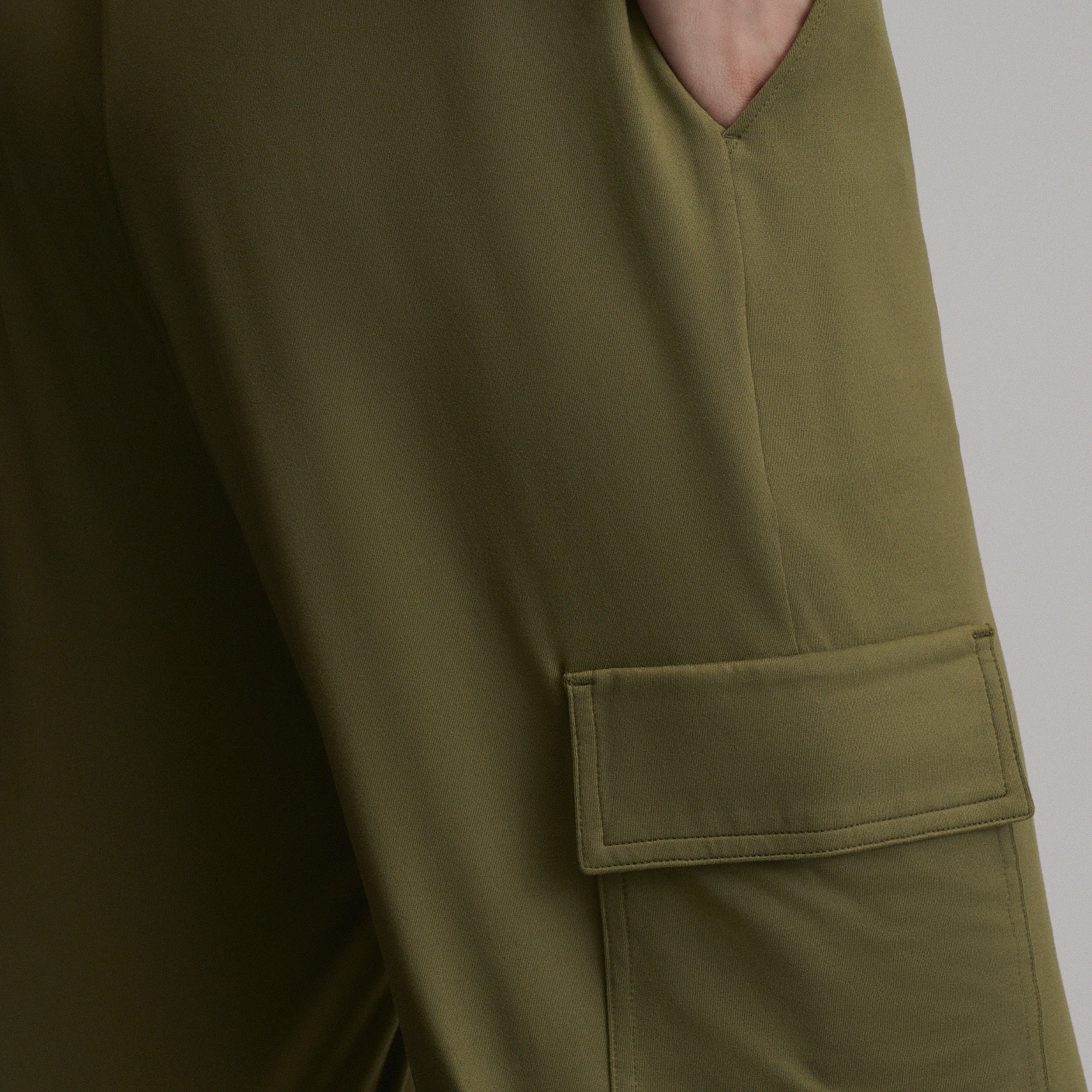 Women's Sightseer Knit Cargo Pants